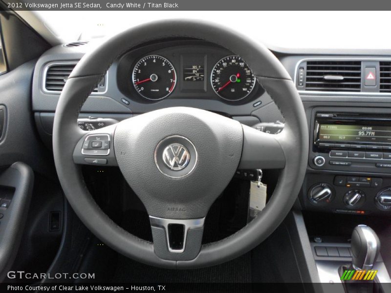 Candy White / Titan Black 2012 Volkswagen Jetta SE Sedan