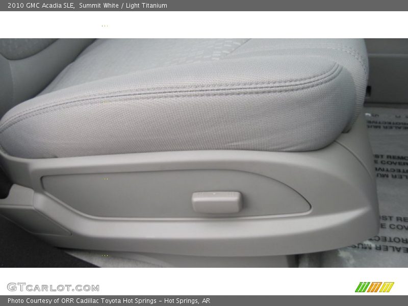 Summit White / Light Titanium 2010 GMC Acadia SLE