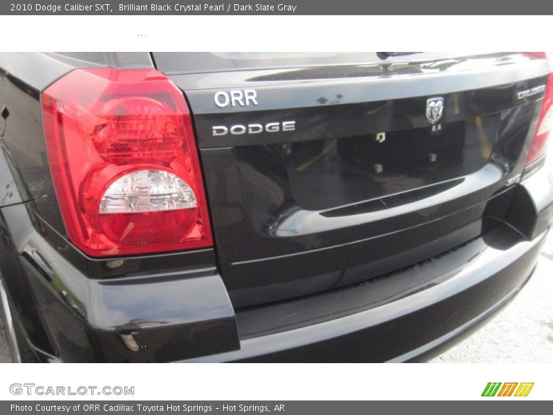 Brilliant Black Crystal Pearl / Dark Slate Gray 2010 Dodge Caliber SXT