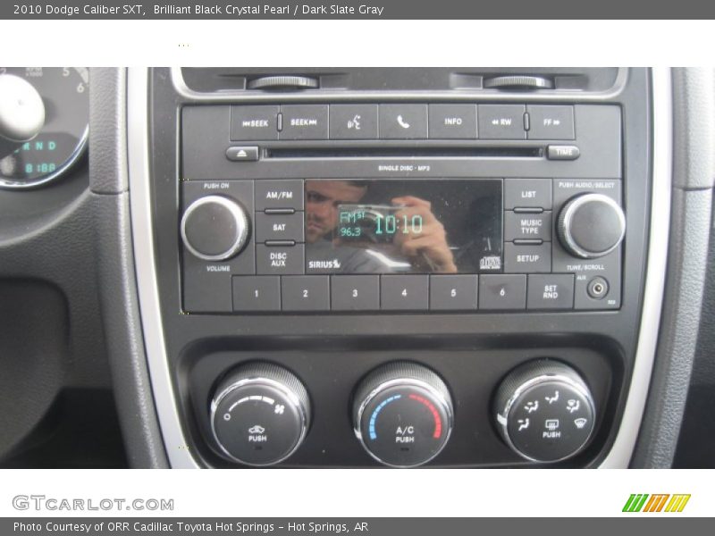 Brilliant Black Crystal Pearl / Dark Slate Gray 2010 Dodge Caliber SXT