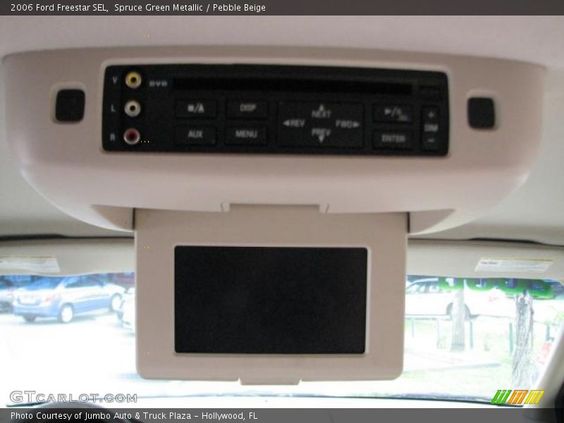 Spruce Green Metallic / Pebble Beige 2006 Ford Freestar SEL