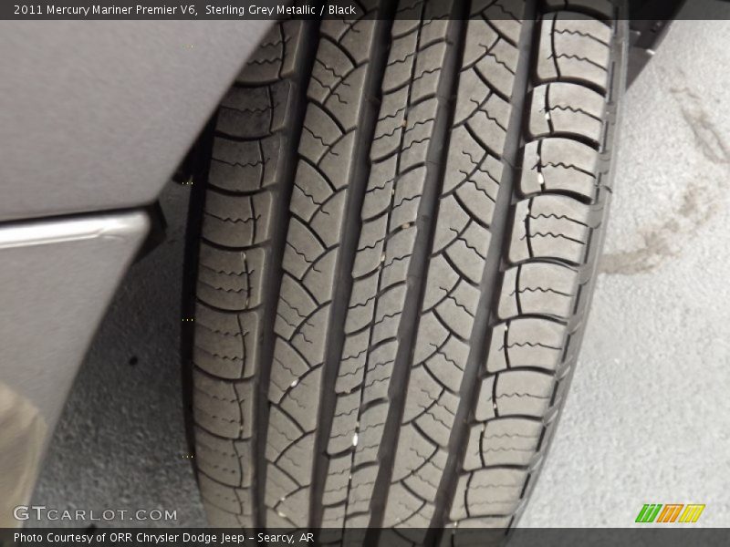 Sterling Grey Metallic / Black 2011 Mercury Mariner Premier V6