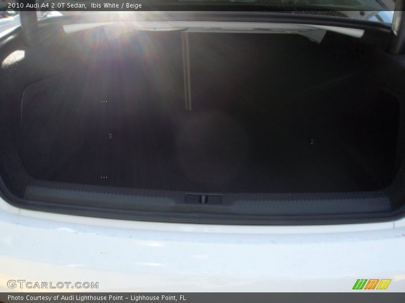 Ibis White / Beige 2010 Audi A4 2.0T Sedan
