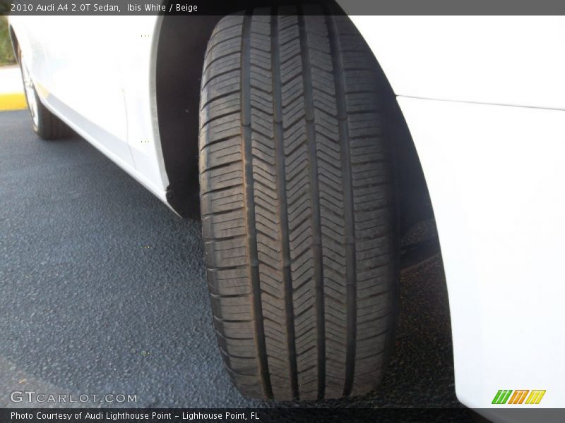 Ibis White / Beige 2010 Audi A4 2.0T Sedan