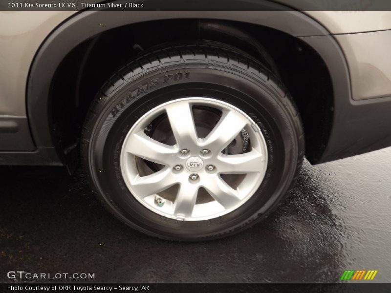 Titanium Silver / Black 2011 Kia Sorento LX V6
