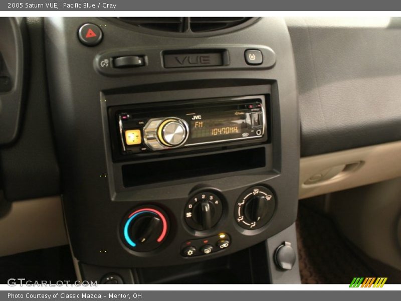 Pacific Blue / Gray 2005 Saturn VUE