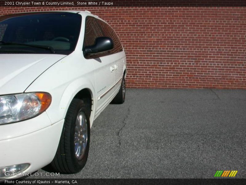 Stone White / Taupe 2001 Chrysler Town & Country Limited