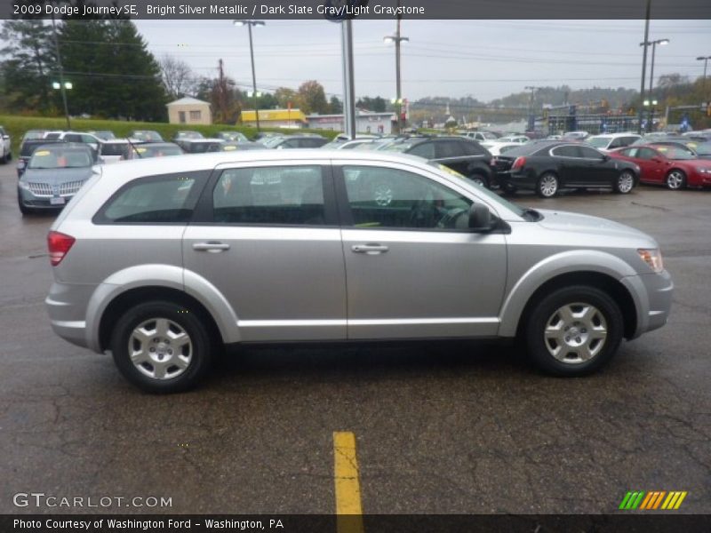 Bright Silver Metallic / Dark Slate Gray/Light Graystone 2009 Dodge Journey SE