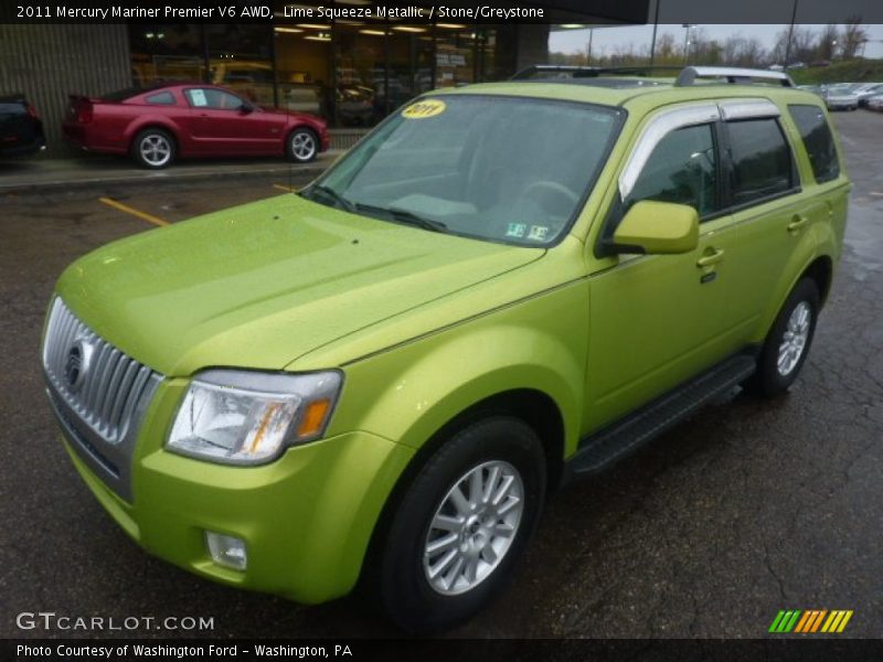 Front 3/4 View of 2011 Mariner Premier V6 AWD