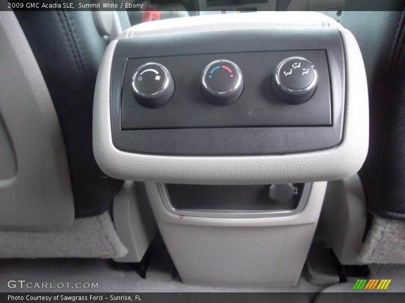 Summit White / Ebony 2009 GMC Acadia SLE
