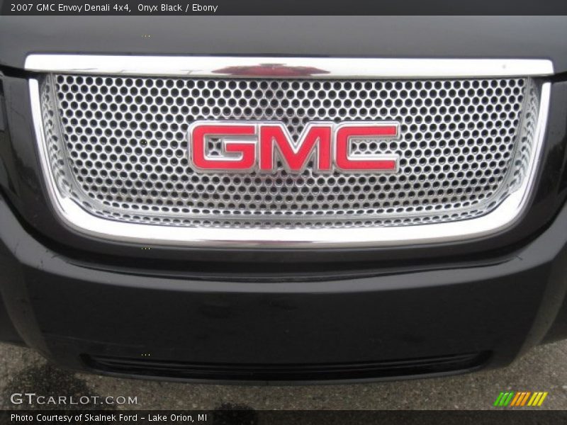 Onyx Black / Ebony 2007 GMC Envoy Denali 4x4