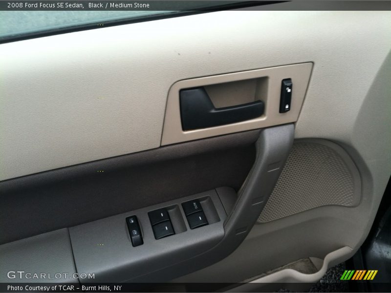 Black / Medium Stone 2008 Ford Focus SE Sedan