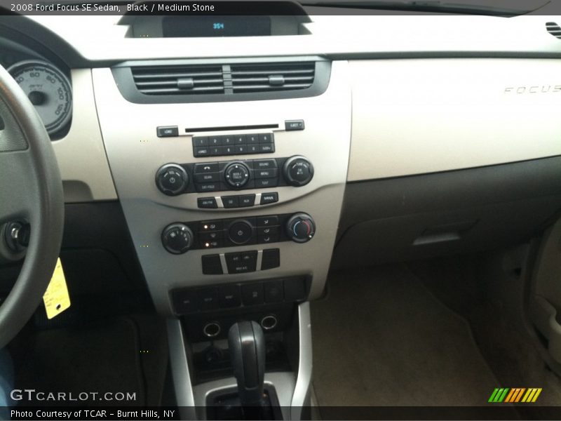 Black / Medium Stone 2008 Ford Focus SE Sedan