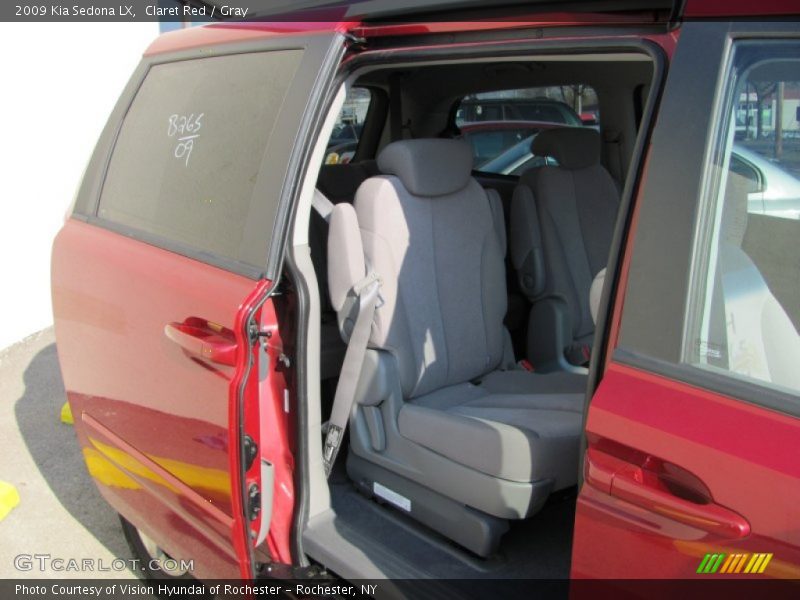 Claret Red / Gray 2009 Kia Sedona LX