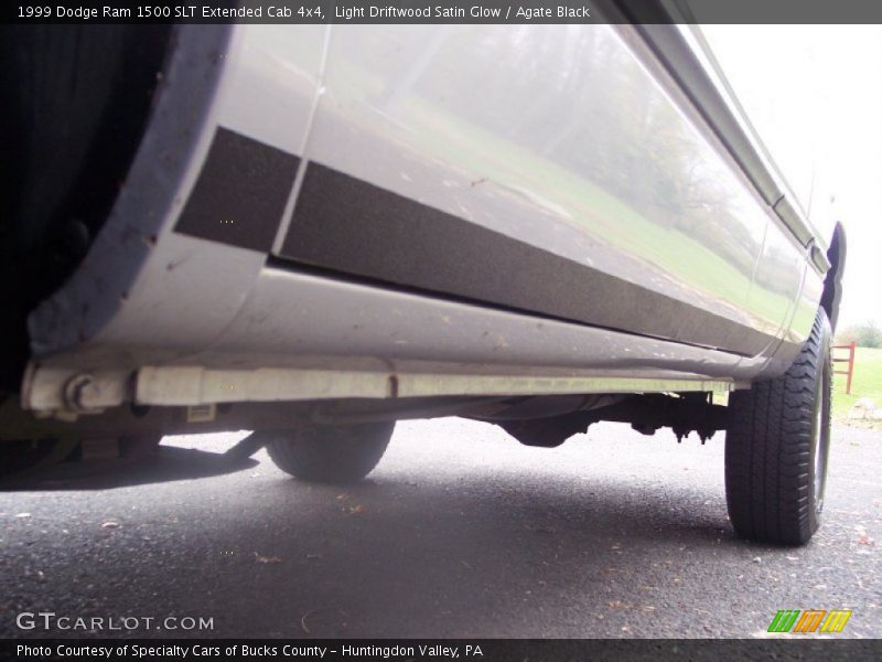 Light Driftwood Satin Glow / Agate Black 1999 Dodge Ram 1500 SLT Extended Cab 4x4