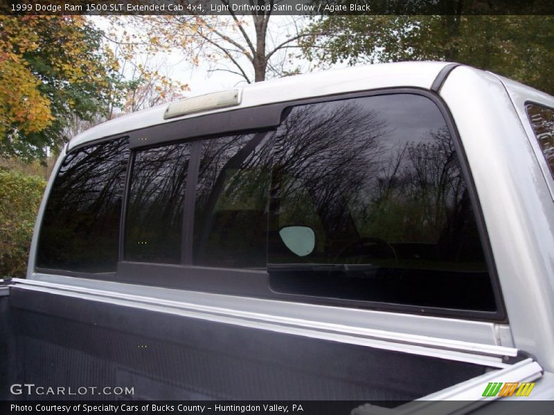 Light Driftwood Satin Glow / Agate Black 1999 Dodge Ram 1500 SLT Extended Cab 4x4