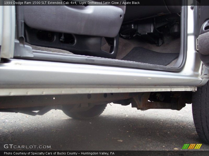 Light Driftwood Satin Glow / Agate Black 1999 Dodge Ram 1500 SLT Extended Cab 4x4