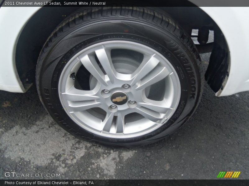 Summit White / Neutral 2011 Chevrolet Aveo LT Sedan