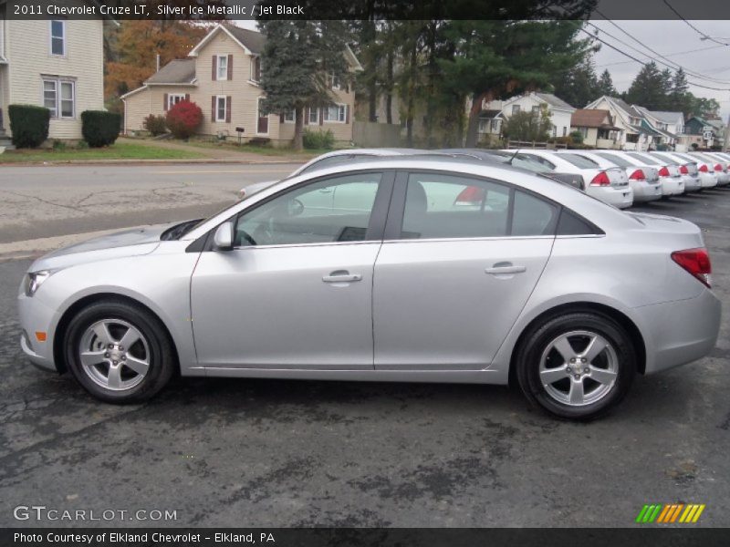 Silver Ice Metallic / Jet Black 2011 Chevrolet Cruze LT