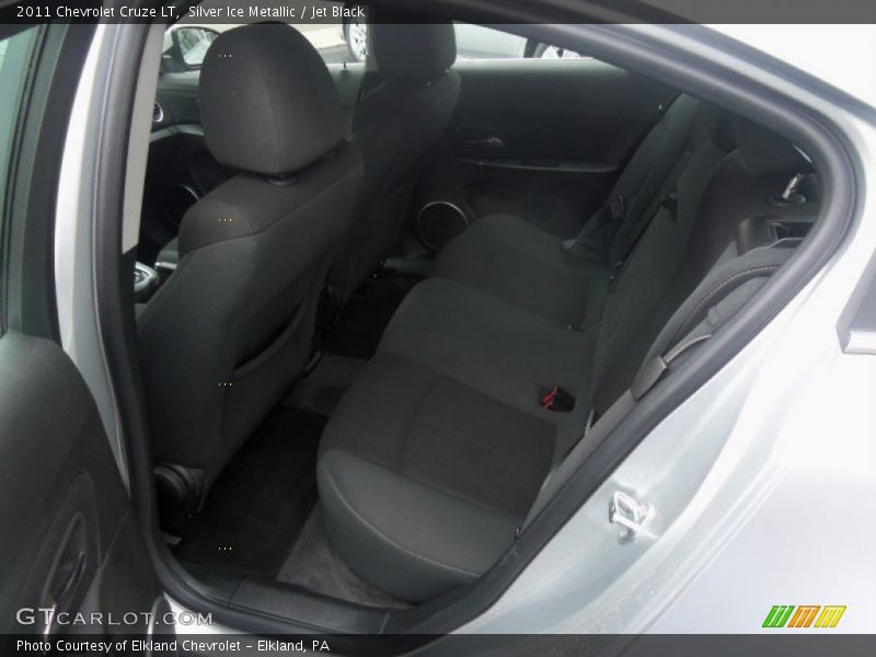 Silver Ice Metallic / Jet Black 2011 Chevrolet Cruze LT