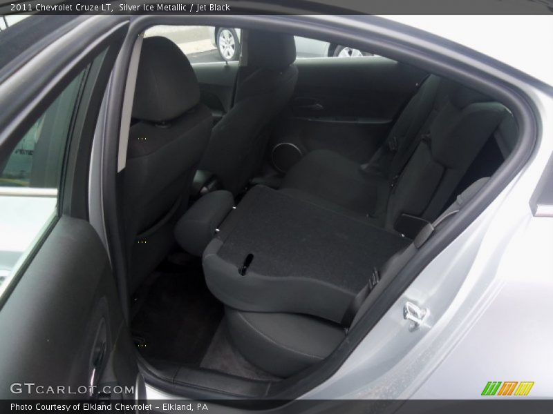 Silver Ice Metallic / Jet Black 2011 Chevrolet Cruze LT