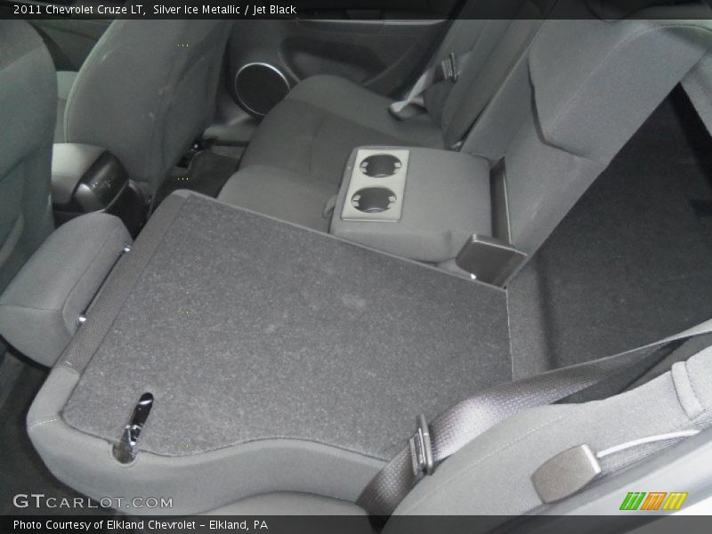 Silver Ice Metallic / Jet Black 2011 Chevrolet Cruze LT