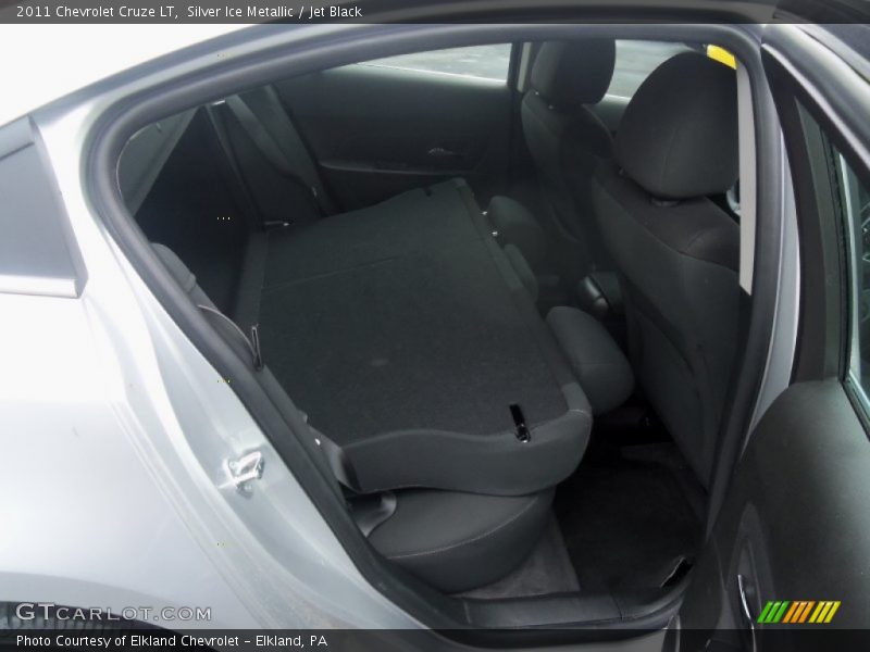 Silver Ice Metallic / Jet Black 2011 Chevrolet Cruze LT