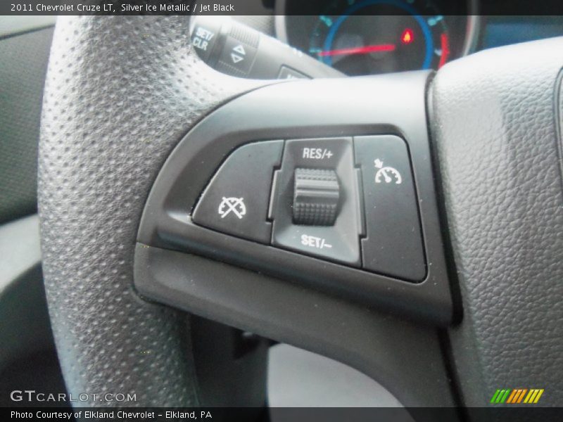 Silver Ice Metallic / Jet Black 2011 Chevrolet Cruze LT