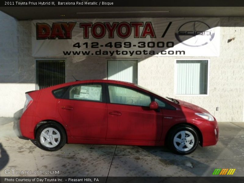 Barcelona Red Metallic / Bisque 2011 Toyota Prius Hybrid III