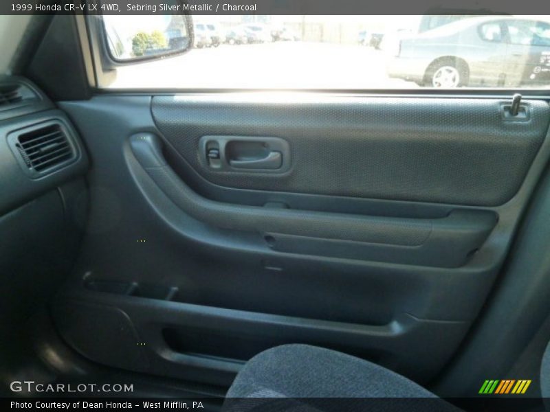 Sebring Silver Metallic / Charcoal 1999 Honda CR-V LX 4WD