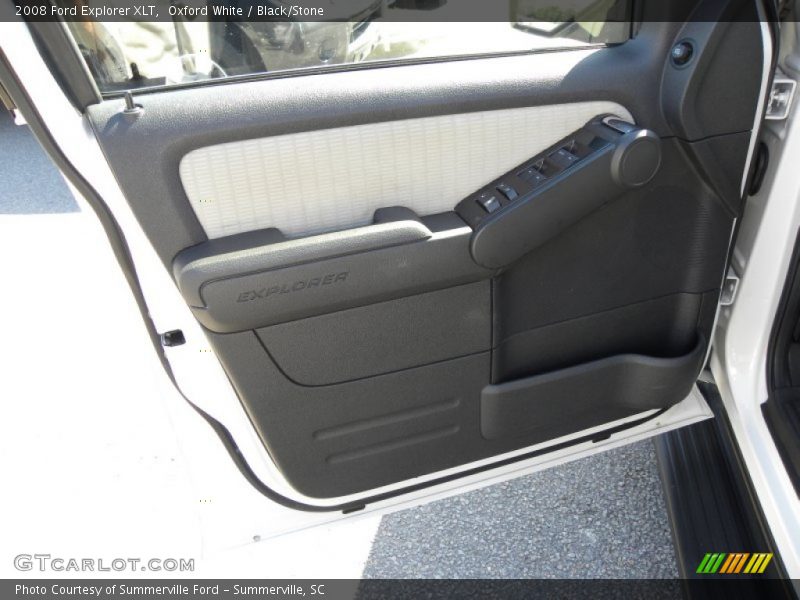 Oxford White / Black/Stone 2008 Ford Explorer XLT