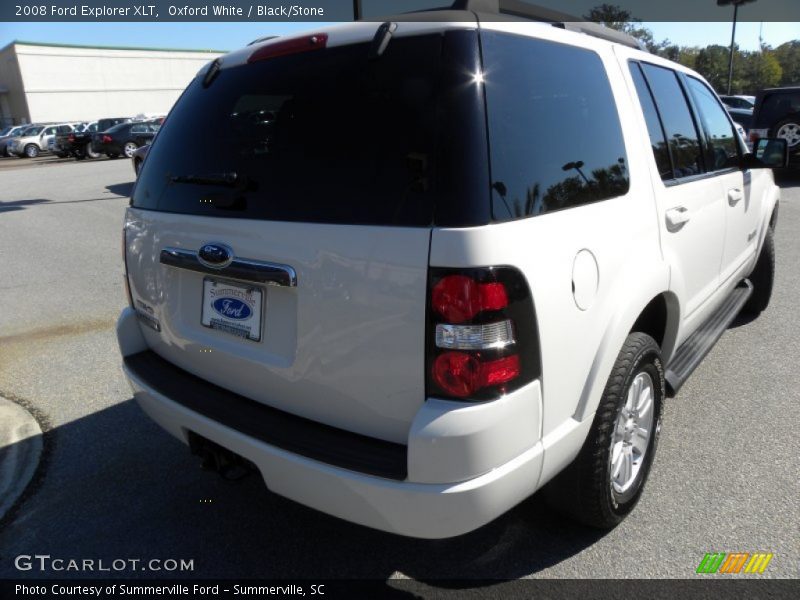 Oxford White / Black/Stone 2008 Ford Explorer XLT