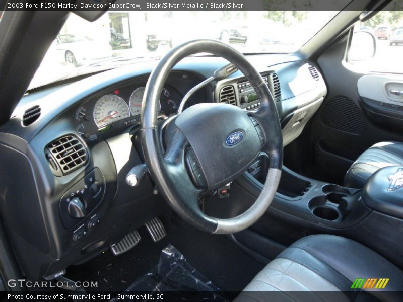 Dashboard of 2003 F150 Harley-Davidson SuperCrew