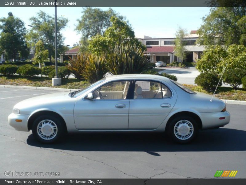 Beige Metallic / Beige 1993 Infiniti J 30