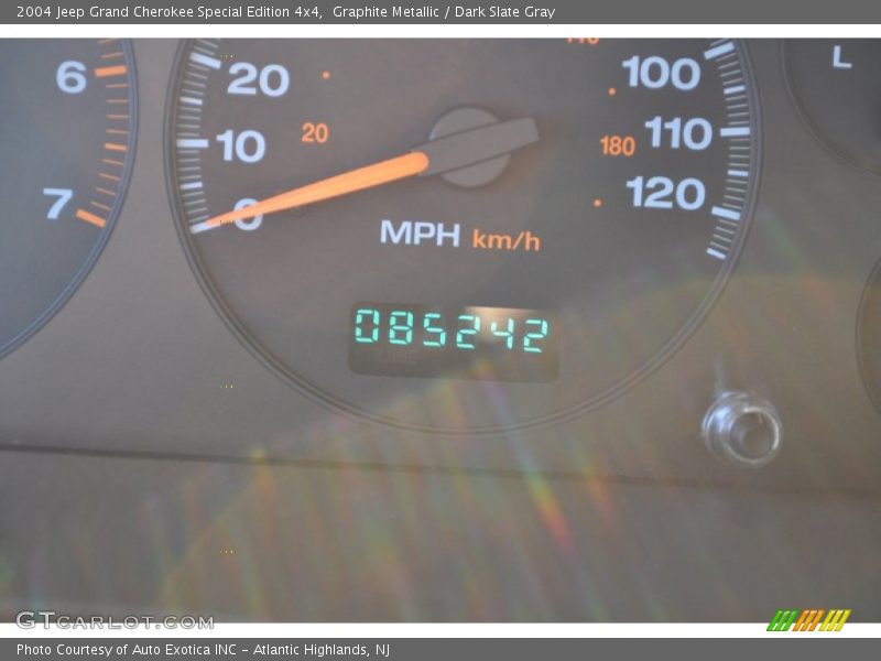 Graphite Metallic / Dark Slate Gray 2004 Jeep Grand Cherokee Special Edition 4x4
