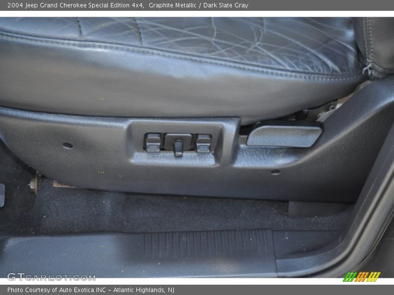 Graphite Metallic / Dark Slate Gray 2004 Jeep Grand Cherokee Special Edition 4x4