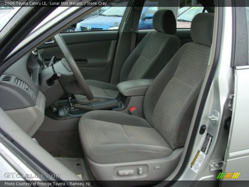 Lunar Mist Metallic / Stone Gray 2006 Toyota Camry LE