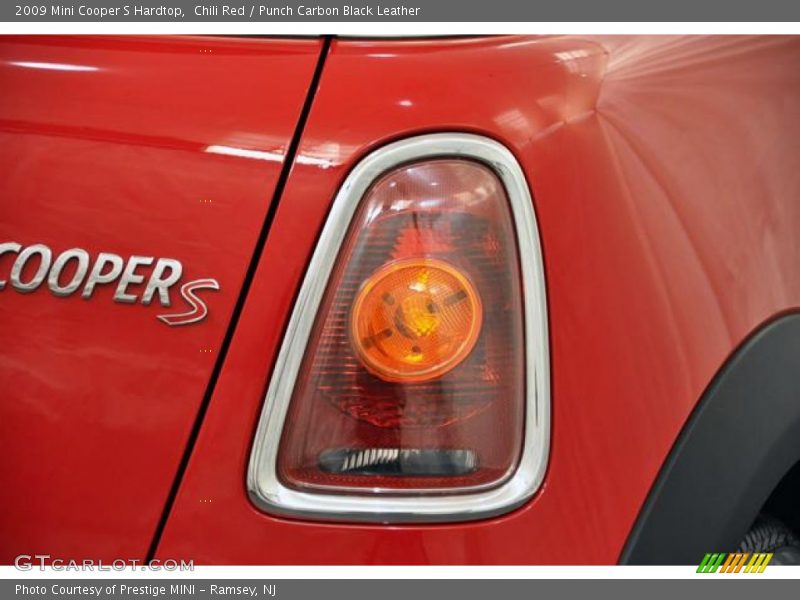 Chili Red / Punch Carbon Black Leather 2009 Mini Cooper S Hardtop