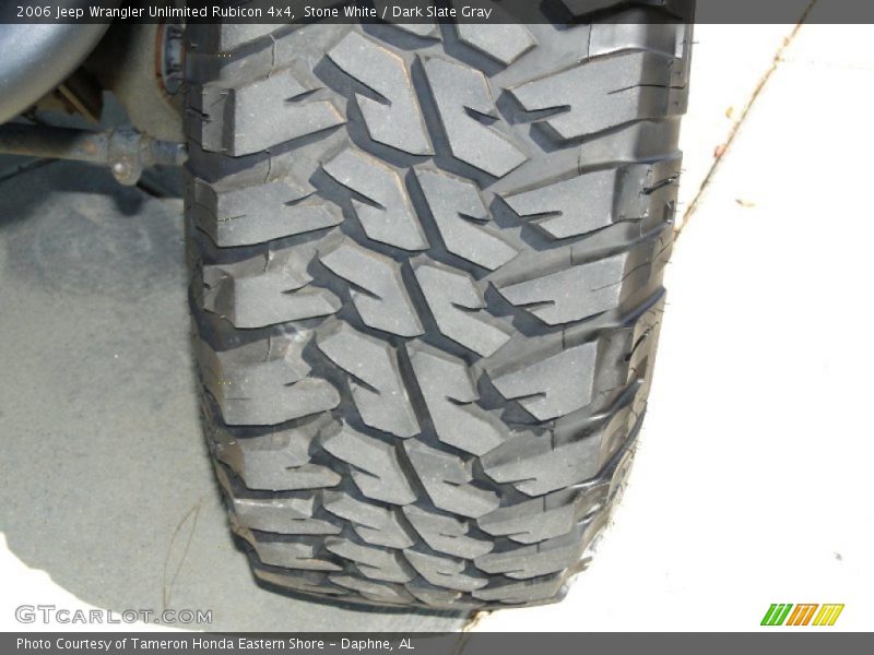 Stone White / Dark Slate Gray 2006 Jeep Wrangler Unlimited Rubicon 4x4
