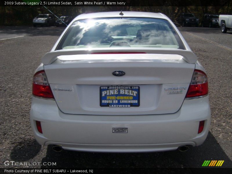 Satin White Pearl / Warm Ivory 2009 Subaru Legacy 2.5i Limited Sedan