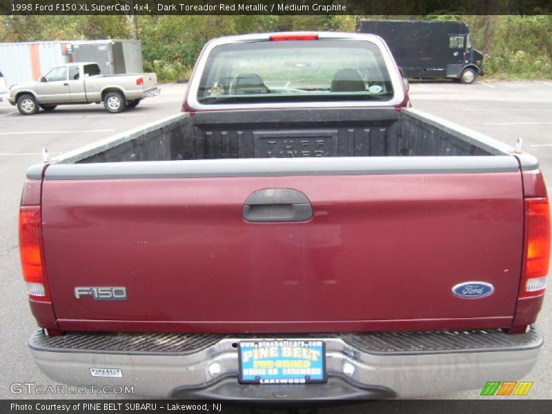 Dark Toreador Red Metallic / Medium Graphite 1998 Ford F150 XL SuperCab 4x4
