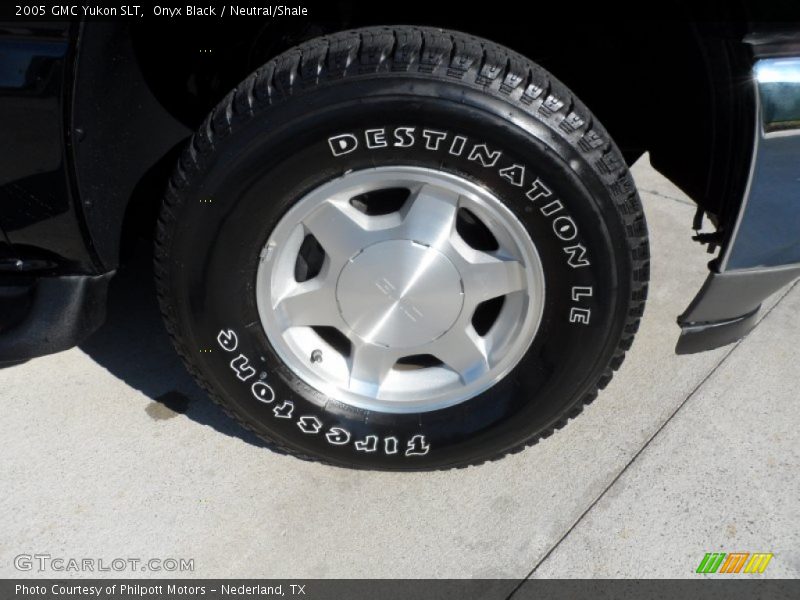Onyx Black / Neutral/Shale 2005 GMC Yukon SLT