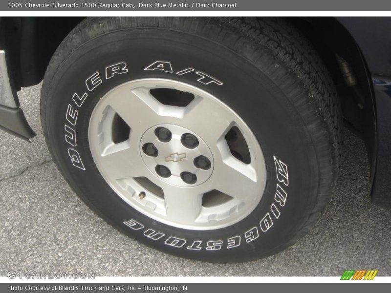 Dark Blue Metallic / Dark Charcoal 2005 Chevrolet Silverado 1500 Regular Cab