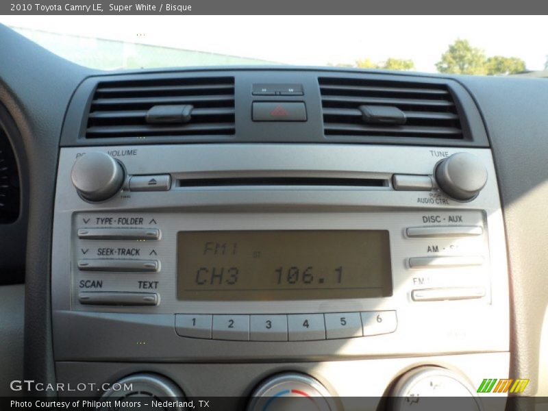 Super White / Bisque 2010 Toyota Camry LE