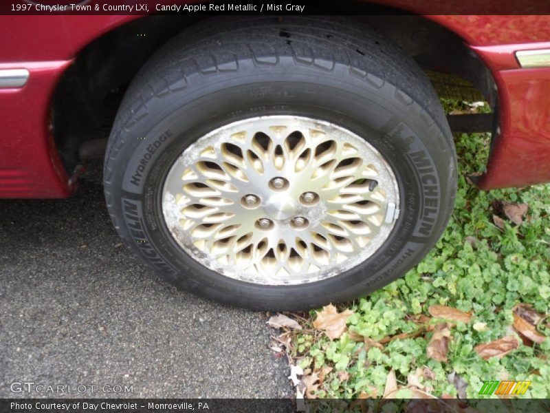  1997 Town & Country LXi Wheel