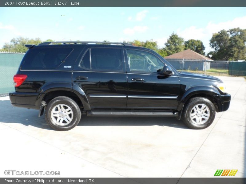 Black / Taupe 2007 Toyota Sequoia SR5