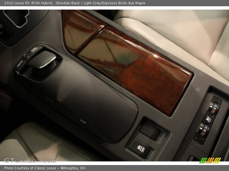Controls of 2010 RX 450h Hybrid