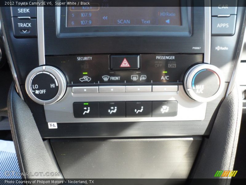 Controls of 2012 Camry SE V6