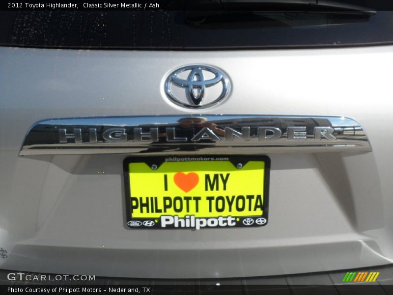 Classic Silver Metallic / Ash 2012 Toyota Highlander