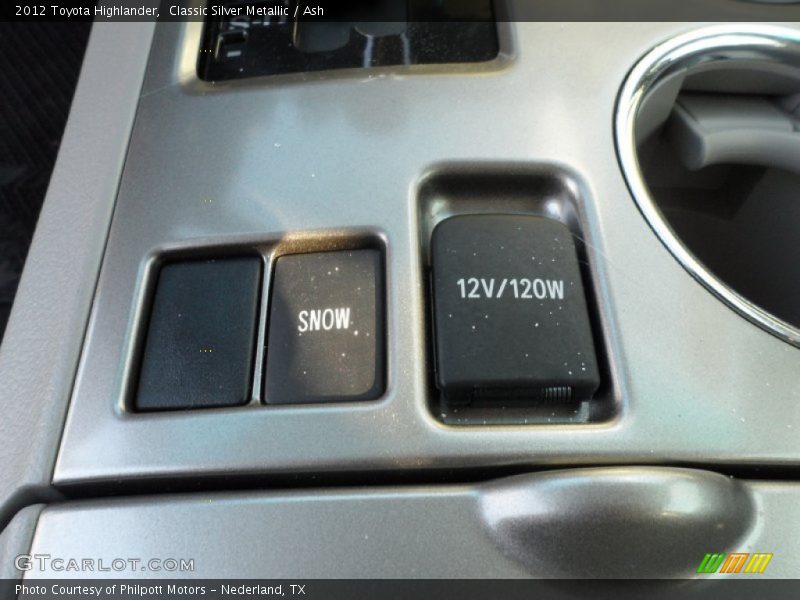 Classic Silver Metallic / Ash 2012 Toyota Highlander